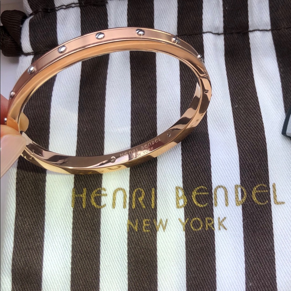 COPY - NWT Henri Bendel Riveted Bangle